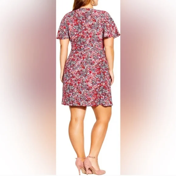 City Chic ditst floral faux wrap dress - Picture 2 of 8